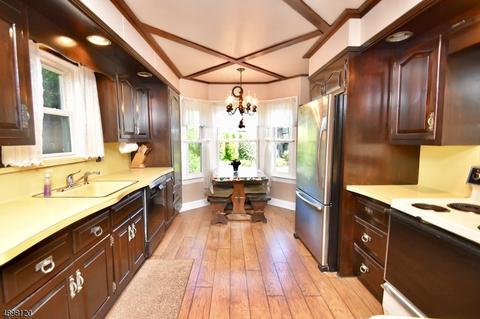 3 Spring Ln, Stanhope, NJ 07874 photo 9