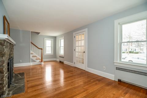 25 E Young St, Somerville, NJ 08876 photo 4
