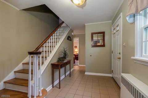199 W Oak St, Bernards, NJ 07920 photo 2
