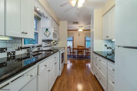199 W Oak St, Bernards, NJ 07920 photo 7