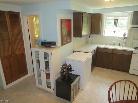 438 Fairfield Rd, Wayne, NJ 07470 photo 7