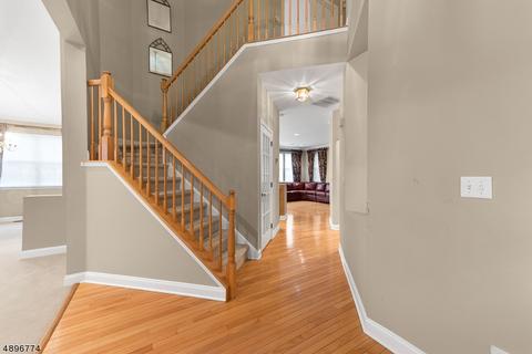 3 Rolling Rapids Ct, Hackettstown, NJ 07840 photo 3