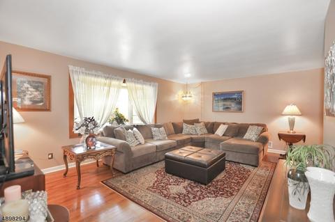 366 Ratzer Rd, Wayne, NJ 07470 photo 8