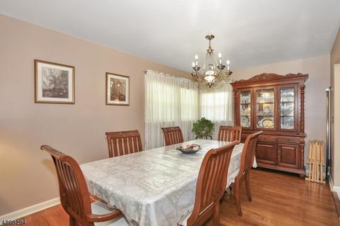 366 Ratzer Rd, Wayne, NJ 07470 photo 6