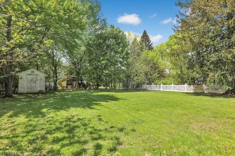 366 Ratzer Rd, Wayne, NJ 07470 photo 17