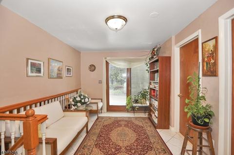 366 Ratzer Rd, Wayne, NJ 07470 photo 14