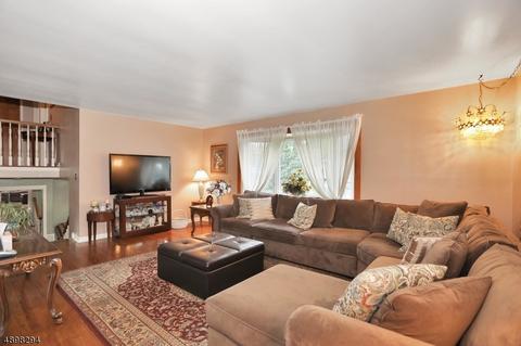 366 Ratzer Rd, Wayne, NJ 07470 photo 7