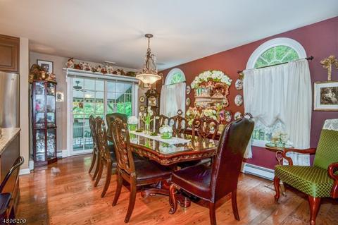 18 Cherrywood Dr, Wayne, NJ 07470 photo 6