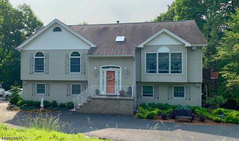 18 Cherrywood Dr, Wayne, NJ 07470 photo 1