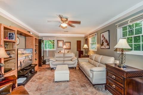 18 Cherrywood Dr, Wayne, NJ 07470 photo 21