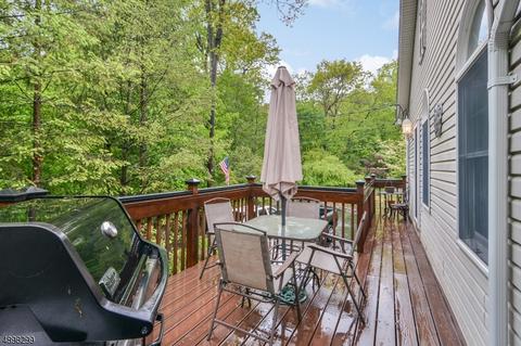 18 Cherrywood Dr, Wayne, NJ 07470 photo 23