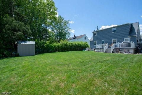 8 Evergreen Ave, Wanaque Boro, NJ 07420 photo 16