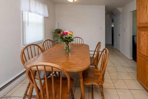 8 Evergreen Ave, Wanaque Boro, NJ 07420 photo 6