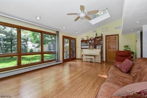137 Laurel Dr, Springfield, NJ 07081 photo 7