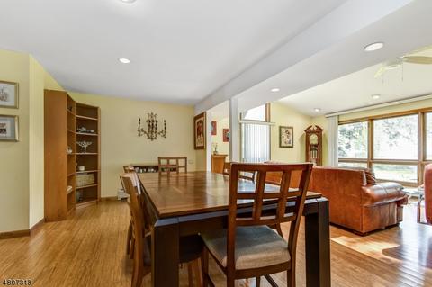 137 Laurel Dr, Springfield, NJ 07081 photo 5