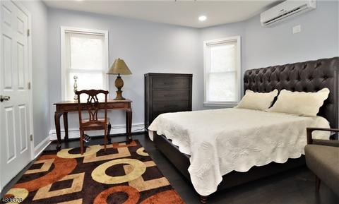 418 Devon St, Kearny, NJ 07032 photo 16