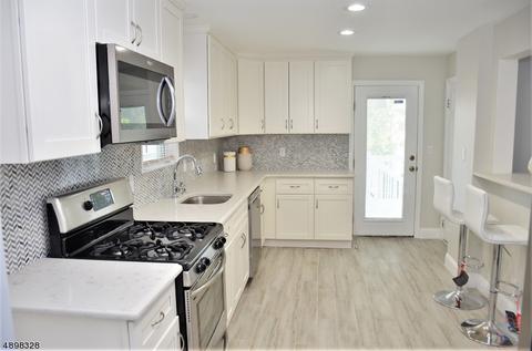 418 Devon St, Kearny, NJ 07032 photo 8