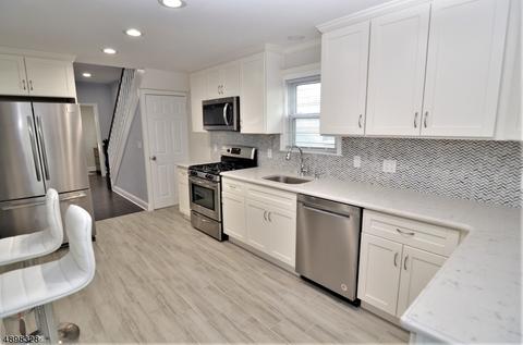 418 Devon St, Kearny, NJ 07032 photo 12
