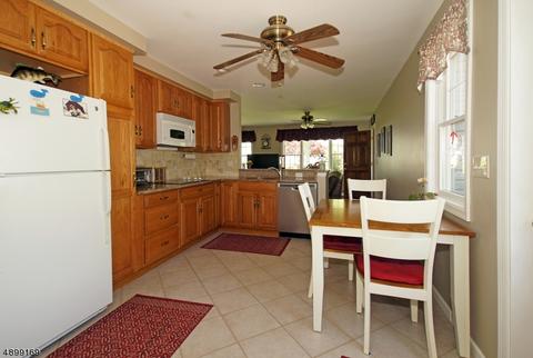 26 Garfield Rd, Wayne, NJ 07470 photo 12