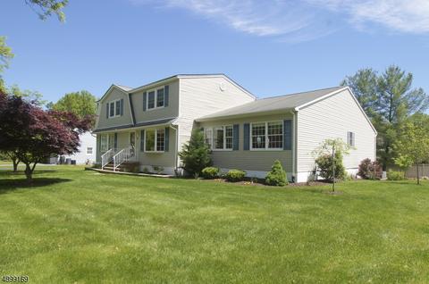 26 Garfield Rd, Wayne, NJ 07470 photo 1