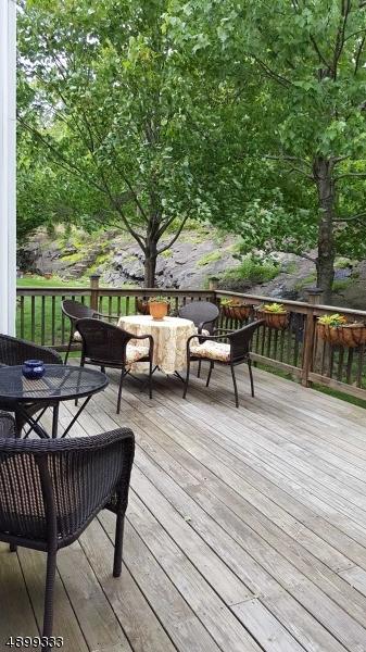 99 Warbler Dr, Wayne, NJ 07470 photo 24