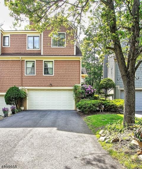 7 Nuthatcher Ct, Wayne, NJ 07470 photo 2