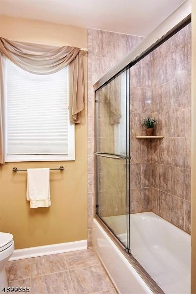 7 Nuthatcher Ct, Wayne, NJ 07470 photo 16
