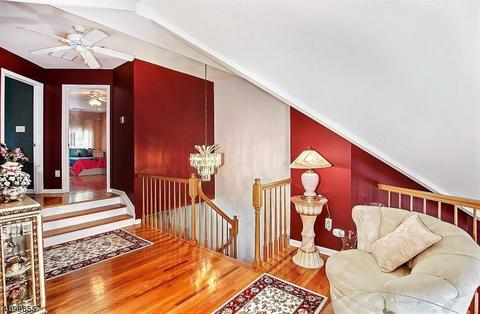 7 Nuthatcher Ct, Wayne, NJ 07470 photo 13