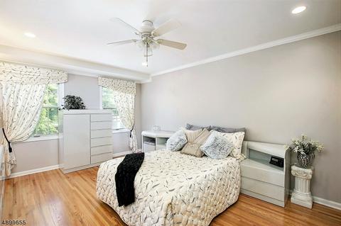 7 Nuthatcher Ct, Wayne, NJ 07470 photo 9