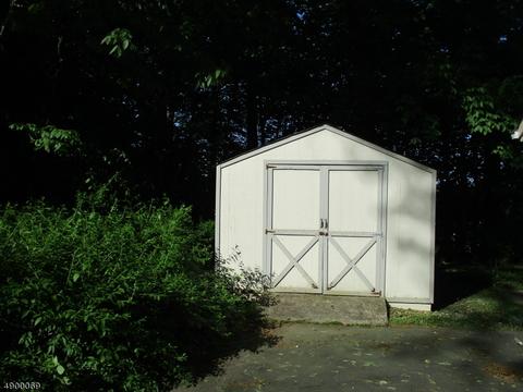 13 Lucas Ln, Wayne, NJ 07470 photo 15