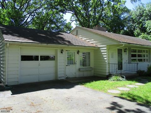 13 Lucas Ln, Wayne, NJ 07470 photo 9