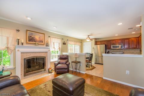 147 Warbler Dr, Wayne, NJ 07470 photo 8