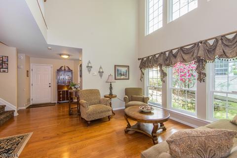 147 Warbler Dr, Wayne, NJ 07470 photo 4
