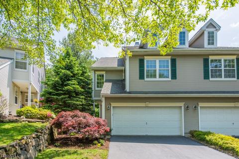 147 Warbler Dr, Wayne, NJ 07470 photo 1