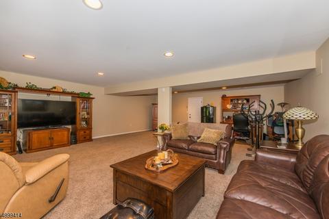 147 Warbler Dr, Wayne, NJ 07470 photo 23