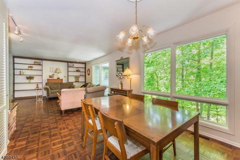 125 Hampton Dr, Berkeley Heights, NJ 07922 photo 7
