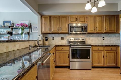 75 Ashley Ct, Bedminster, NJ 07921 photo 6