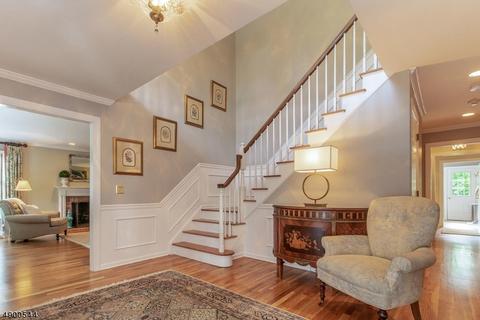 17 Devonshire Ln, Mendham, NJ 07945 photo 3