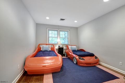19 Haran Cir, Millburn, NJ 07041 photo 12