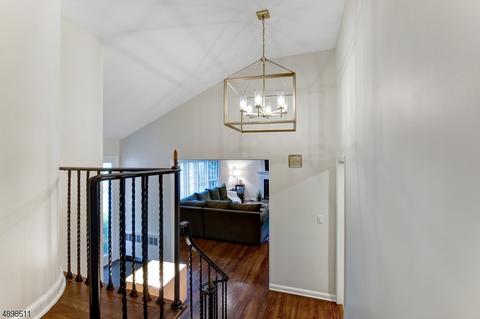19 Haran Cir, Millburn, NJ 07041 photo 17
