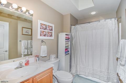 10 Brighton Ter, Wayne, NJ 07470 photo 14