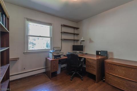 650 Yorktown Pl, Paramus, NJ 07652 photo 17