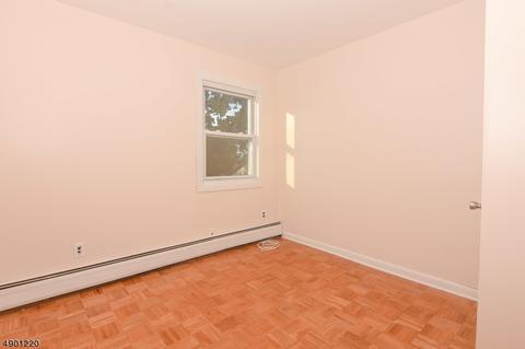 7 Brook St #5, Wanaque Boro, NJ 07420 photo 8