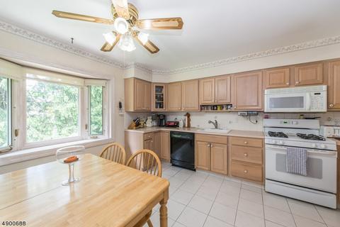 18 Ashlyn Ct, Wayne, NJ 07470 photo 4