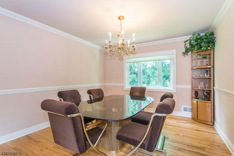 18 Ashlyn Ct, Wayne, NJ 07470 photo 6