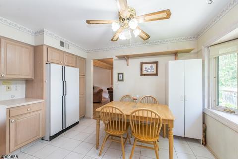 18 Ashlyn Ct, Wayne, NJ 07470 photo 5