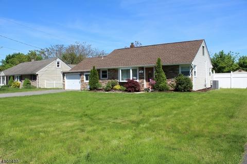 15 Leonard Ter, Wayne, NJ 07470 photo 2