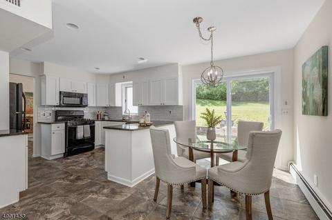 81 Deerfield Rd, Wayne, NJ 07470 photo 8