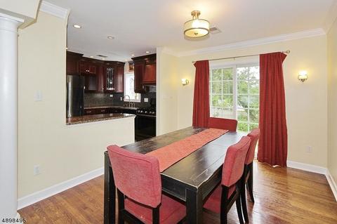 32 Garside Pl, Clark, NJ 07066 photo 8