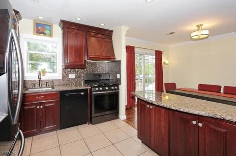 32 Garside Pl, Clark, NJ 07066 photo 12